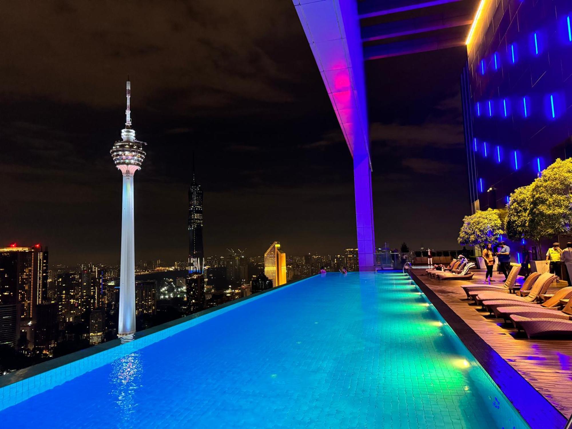 The Platinum Kuala Lumpur By Crown Suites Εξωτερικό φωτογραφία