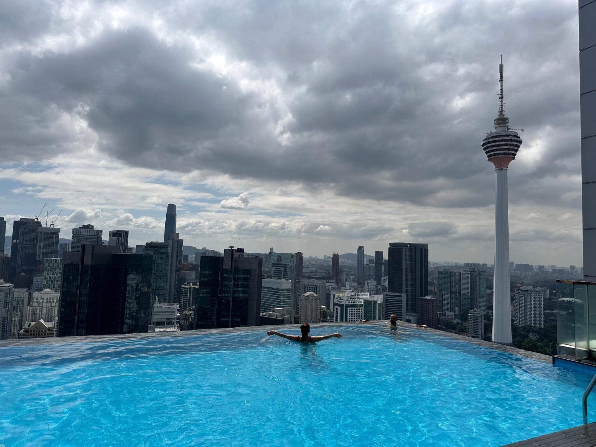 The Platinum Kuala Lumpur By Crown Suites Εξωτερικό φωτογραφία